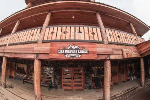 Las Bravas Lodge
