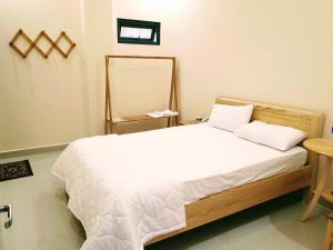 Phòng Tiêu Chuẩn Giường Lớn (Standard King Room)