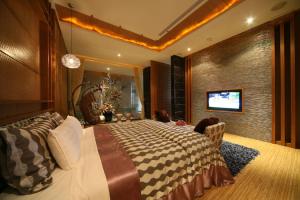 Hua Mu Lan Hotel