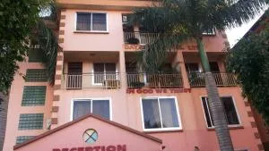 DaysInn Hotel - Лира