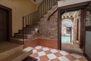 Dorsoduro Suite 1241 by Wonderful Italy