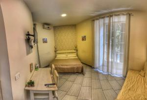 Double Room with extra Bed upon request room in B&B 248