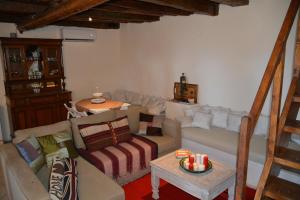 Marias Chalet Orini-Korinthia Greece