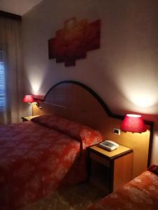 Standard Triple Room room in H&L Hotel