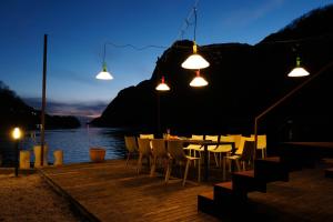 Logbua - House on the Sea