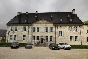 B&B / Chambres d'hotes CHATEAU MONTALEMBERT Maiche : photos des chambres