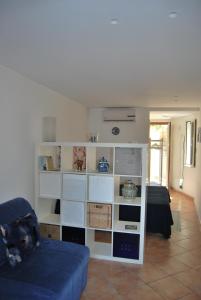 Sorrento Studios Lemons Hill