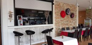 Hotels Hotel L'Escale Blanche : photos des chambres
