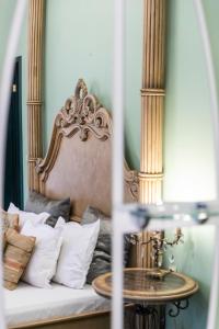 Deluxe Double Room with Castle View room in Charlino Plaza