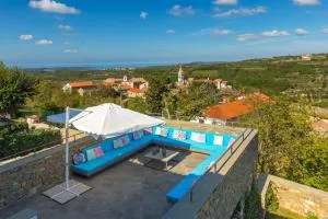 Exceptional 5 Star villa with breathtaking views, Sauna and fitness studio - Puče