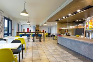 Hotels ibis budget Chilly-Mazarin Les Champarts : photos des chambres