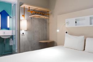 Hotels ibis budget Chilly-Mazarin Les Champarts : photos des chambres