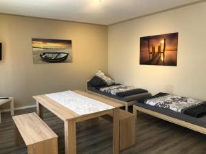 Апартамент Monteur Design Wohnung Rodenbach Германия