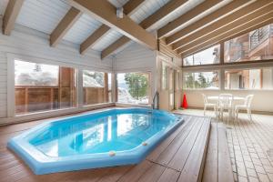 Dd402E Buffalo Village Studio Condo