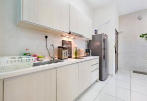 COZY DSummit 2 Bedrooms @ 100mbps HIGH SPEED WIFI