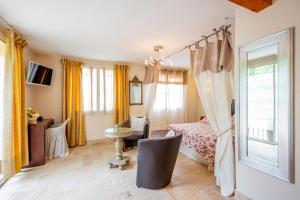 Hotels Le Moulin de Rudelle : photos des chambres