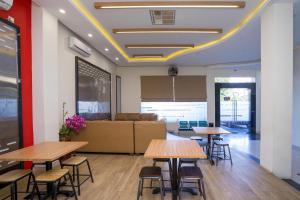 Pondok Indah Guest House by ecommerceloka