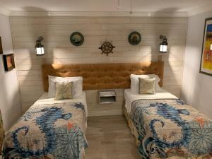 RAIROYALE AT SAND CASTLES