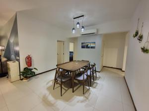 Landmark By Katana 4BR Romantic Seaview Homestay Gurney无敌海景四房套房
