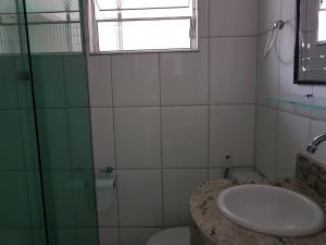 Santos Apartamento Frente Mar - Ar Condicionado na Suíte - Garagem Privativa -Internet - TV a Cabo