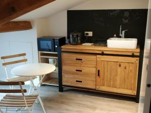 Appartements Attic one bedroom flat in Old Town Lyon : photos des chambres
