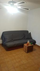 Appartement T2 avec son rez de jardin de 40 m2 5 couchages 250m de la plage et 15km de lArena