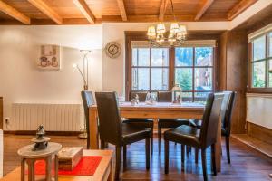 Apartamento Garona by Totiaran