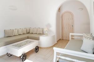 Evgenia Villas & Suites by Calm Collection Santorini Greece