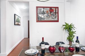 Roma Sur Apartments with Balcony - Family Friendly