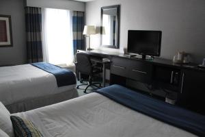 Standard Queen Room with Two Queen Beds room in Holiday Inn Express Janesville-I-90 & US Highway 14 an IHG Hotel