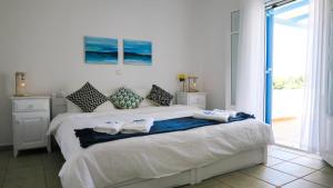 Villalula Suites Paros Greece