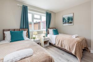 Spacious 2Bed 2Bath En-Suite Bungalow M25 Bluewater