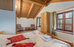 Apartment Paulina in a Stone House