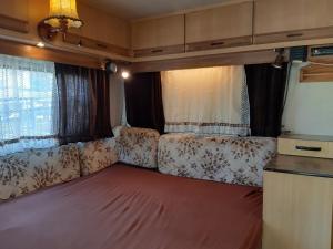 Country Rooms near Athens - Airport