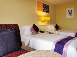 Tongtara Riverview Hotel