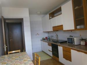 CASA IN RIVA AL LAGO