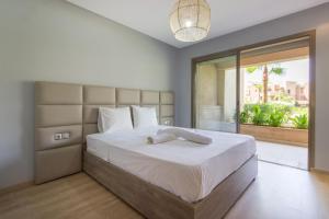 Pool View With Garden in Prestigia - WIFI & Pool