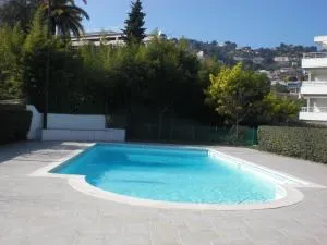 Résidence avec piscine, plage à 100 m, Cannes et Juan les Pins à 5 min, WiFi - 戈尔夫瑞昂