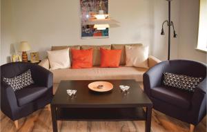 Two-Bedroom Holiday Home In Humble