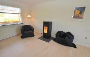 Three-Bedroom Holiday Home In Augustenborg