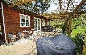 Two-Bedroom Holiday Home In Rodby