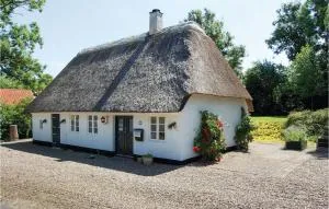 One-Bedroom Holiday Home In Christiansfeld - Bjerndrup