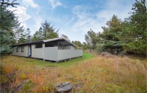 Three-Bedroom Holiday Home With A Fireplace In Rømø