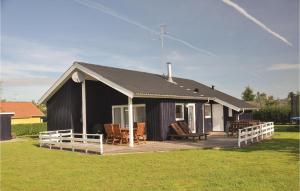 ThreeBedroom Holiday Home in Sydals