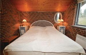 Three-Bedroom Holiday Home In Rodby