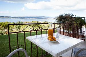 Double or Twin Room with Sea View