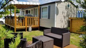 Campings Camping Les Charmettes-Mobile Home Vacances : photos des chambres