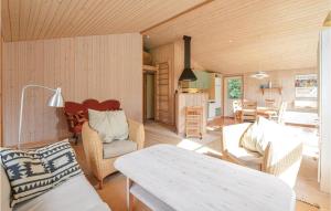 Four-Bedroom Holiday Home In Farevejle