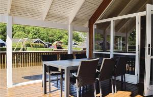 Holiday Home Pøt Strandby Juelsminde Q