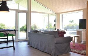 Three-Bedroom Holiday Home In Jagerspris